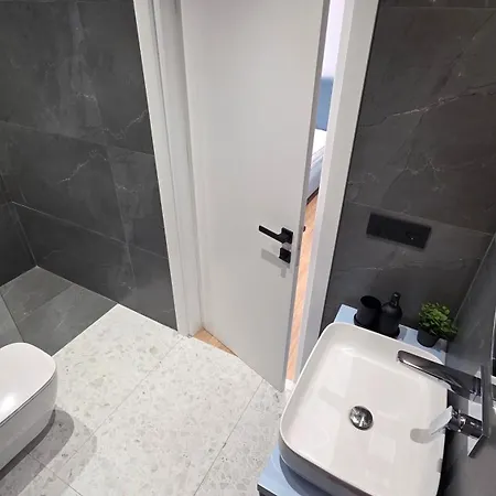M Center - Appartamento Sarandë