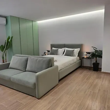 M Center - 公寓 Sarandë